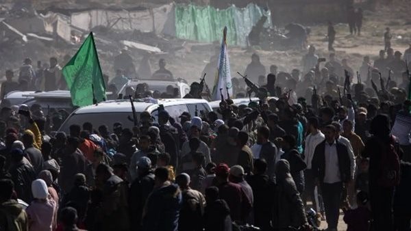 لحظة وصول فلسطينيين