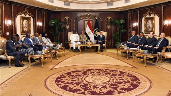 صورة من اللقاء