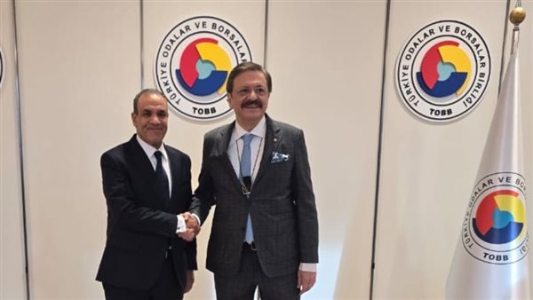  وزير الخارجية يجتمع