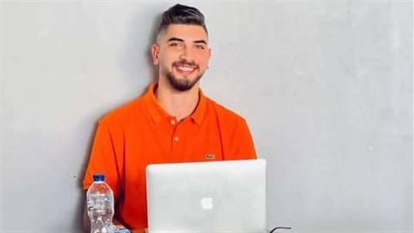 صاحب المطعم المجني