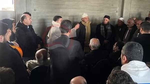 الفنان عبد العزيز