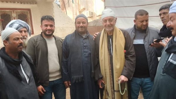 عبد العزيز مخيون