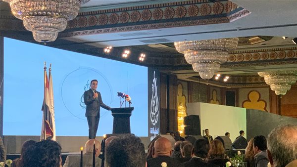 الدكتور باسل عادل،