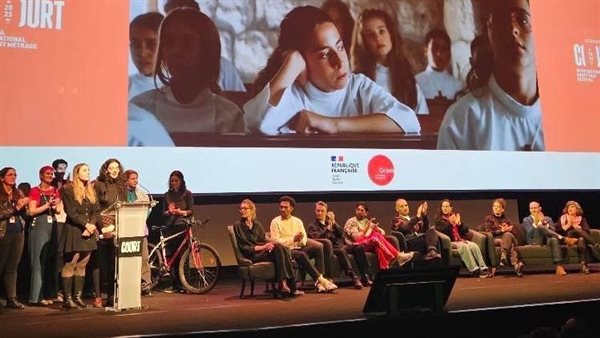 فيلم الشيطان والدراجة