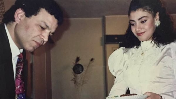 نشوى مصطفى وزوجها