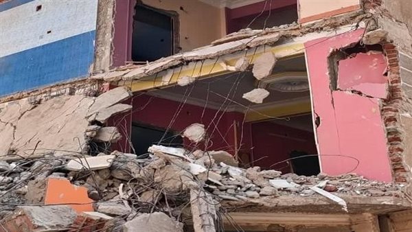 إنهيار منزل