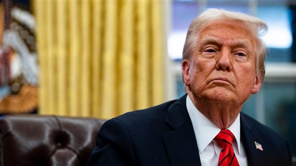 الرئيس الأمريكي دونالد