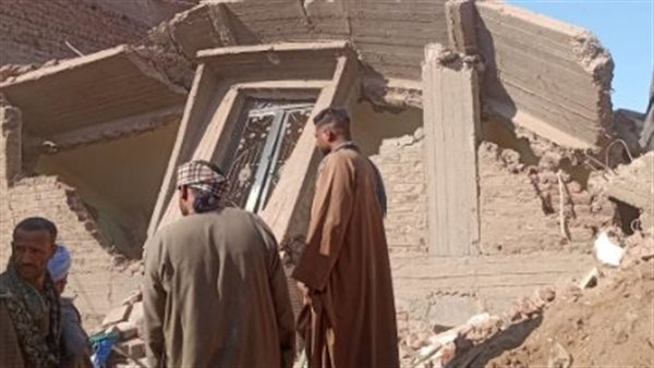 العقار المنهار في