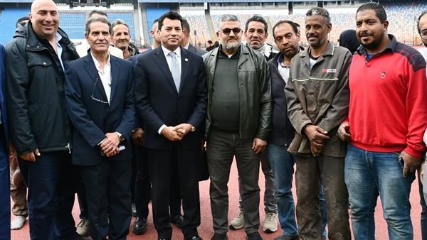 وزير الشباب والرياضة