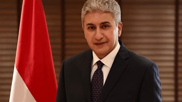 وزير السياحة 