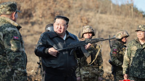 زعيم كوريا الشمالية