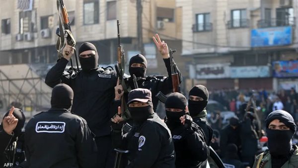 عناصر من الأمن العام