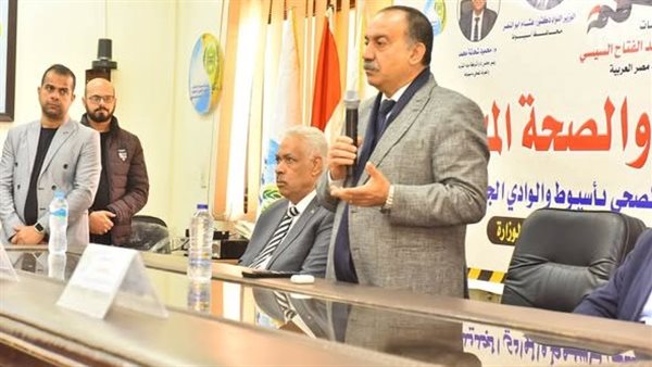 محافظ أسيوط