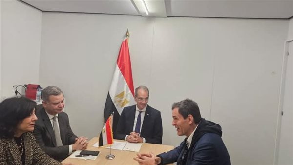 وزير الاتصالات 