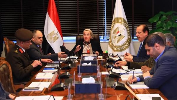 وزيرة البيئة 