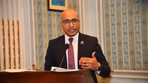  النائب علاء مصطفى