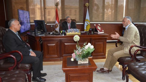 محافظ الغربية