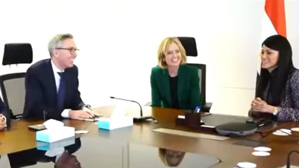 وزيرة التخطيط 