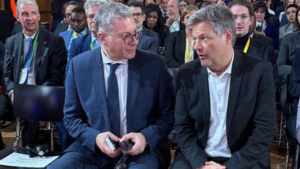 وزير البترول 