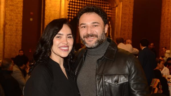 محمد العمروسي ومي