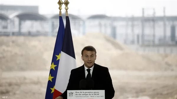 الرئيس الفرنسي يزور