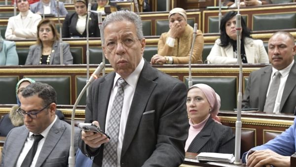  الدكتور أسامة عبد