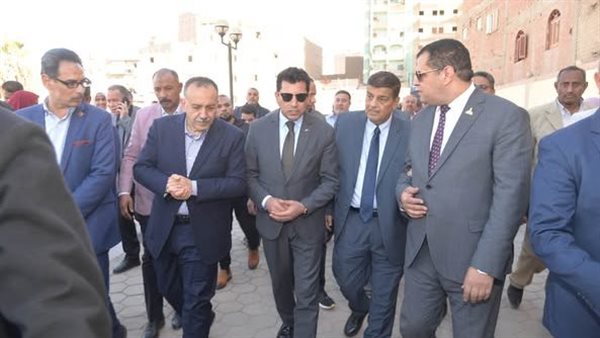 وزير الشباب والرياضة