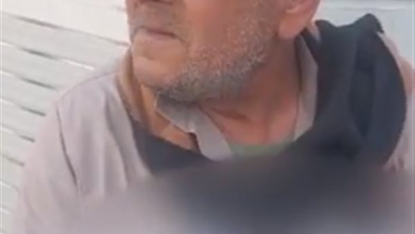 والد مدرب السيرك