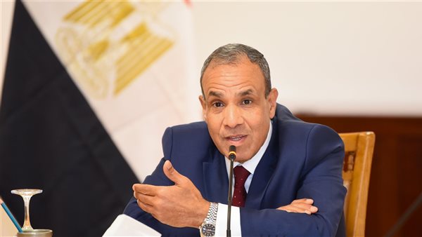 بدر عبد العاطي 