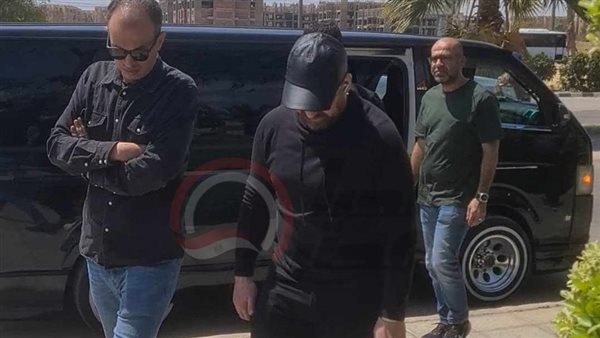 جنازة زوجة نضال الشافعي