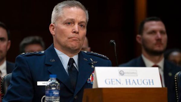 الجنرال تيموثي هوج