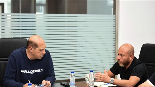 اجتماع علاء نبيل