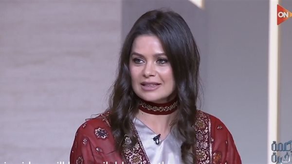 يسرا اللوزي 