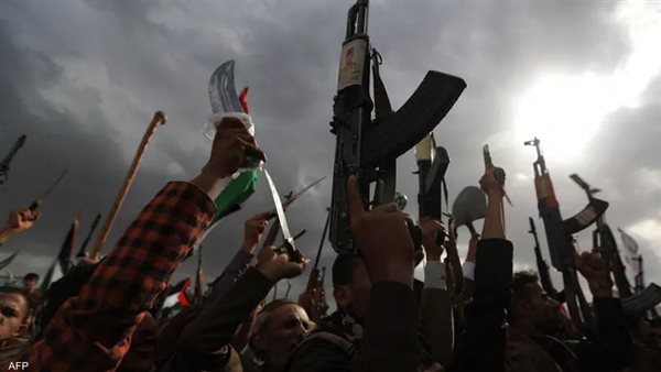 الحوثيون يدخلون معركة