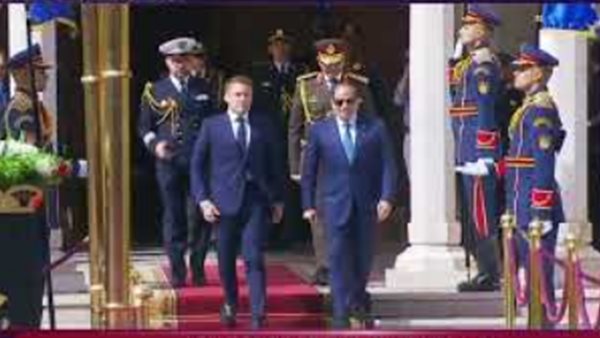 ماكرون والسيسي