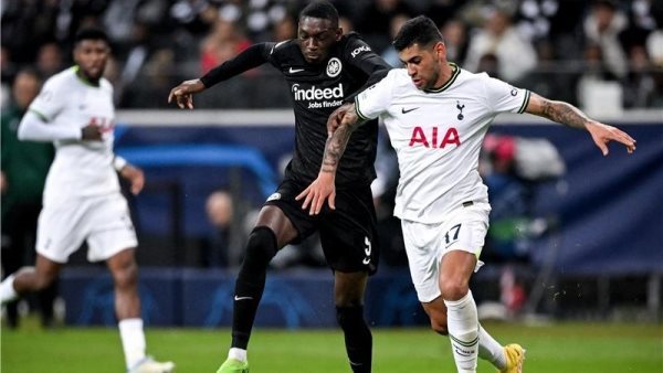 توتنهام وفرانكفورت