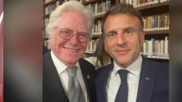 حسين فهمي وماكرون