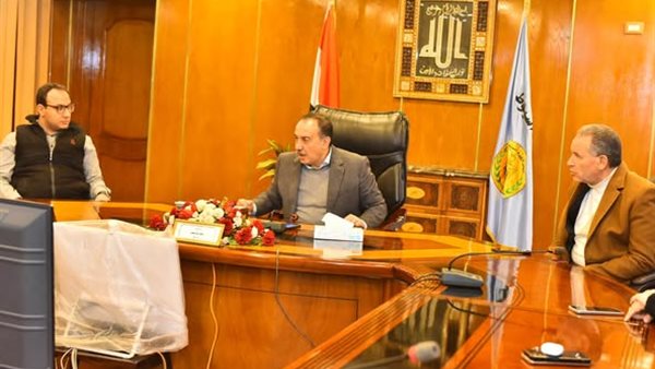 محافظ اسيوط