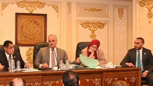  لجنة الاقتراحات