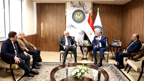 وزير البترول 