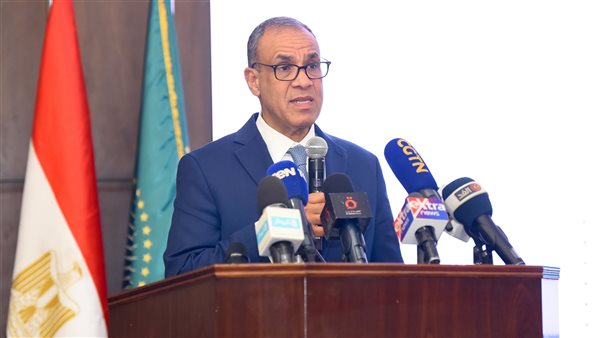  وزير الخارجية بدر