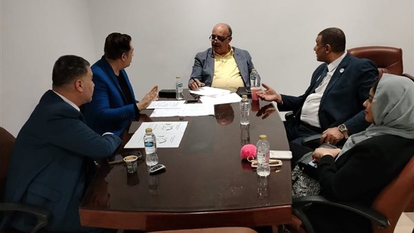  اللجنة الفنية للجنة