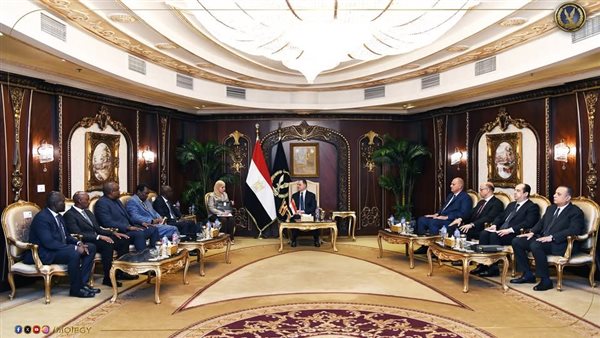 صورة من اللقاء