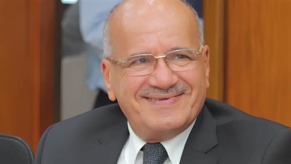 ثروت فتح الباب