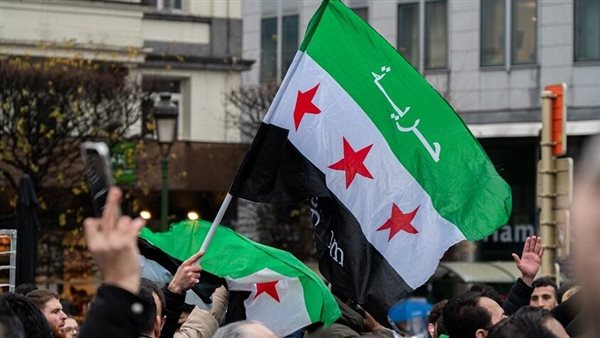 تصريحات مزدوجة للغرب