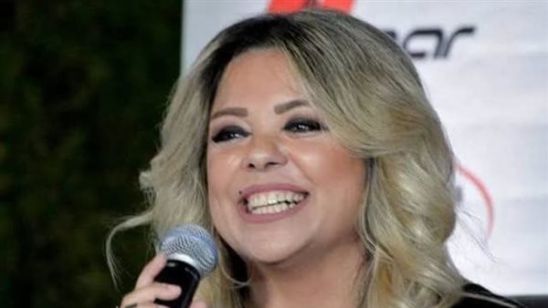 الفنانة السورية سمر