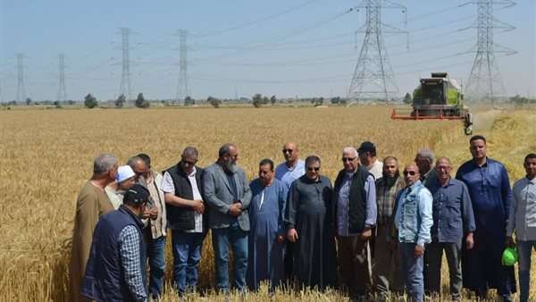 متابعة عمليات حصاد