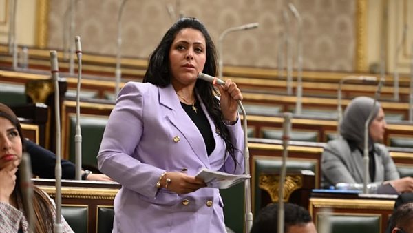  النائبة مرثا محروس