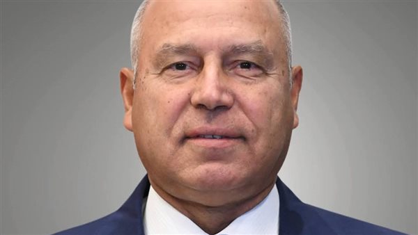 وزير الصناعة