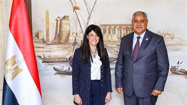 وزيرة التخطيط 